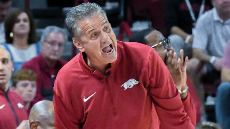 Arkansas’ top basketball prospect, commits to Razorbacks over LSU, Missouri