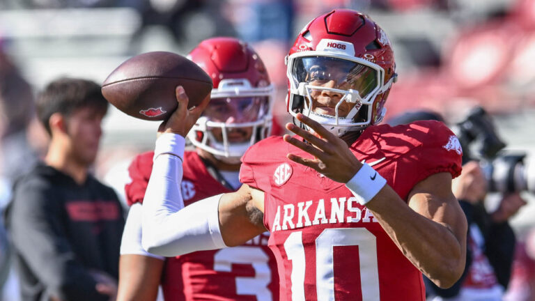 Phil Steele ranks Razorbacks’ SEC schedule near middle of pack