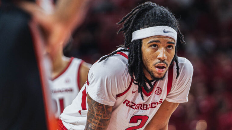 Watch-Listen: Razorbacks take on Florida in crucial SEC test