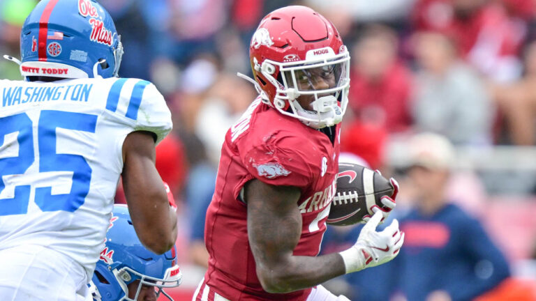 Arkansas Razorbacks Rashod Dubinion against the Ole Miss Rebels