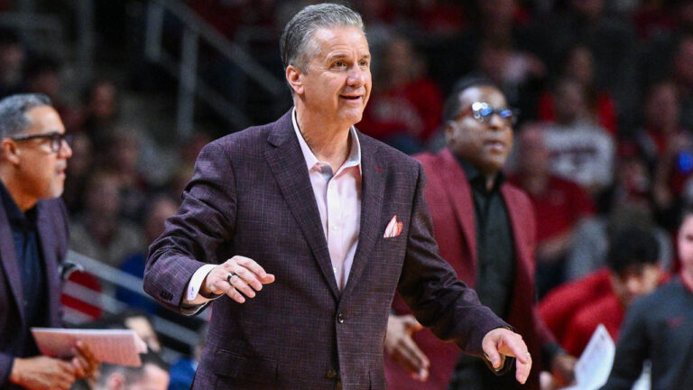 Razorbacks coach John Calipari against UCA