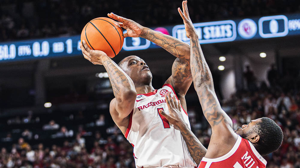 Razorbacks guard Johnell Davis against Oklahoma