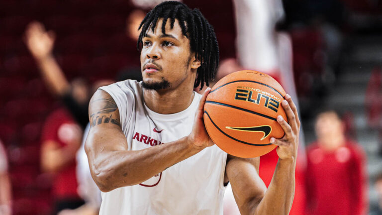 Razorbacks guard DJ Wagner in pregame warmups before playing Georgia