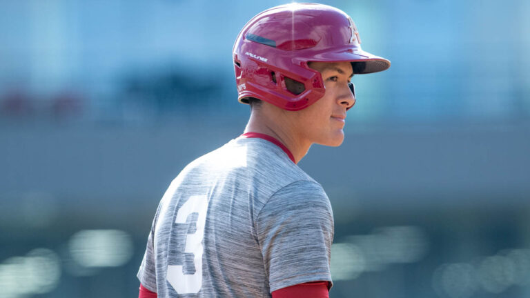Razorbacks infielder Nick Souza on base during a preseason scrimmage