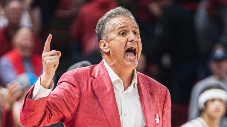 Razorbacks set for rivalry-filled SEC schedule with new season