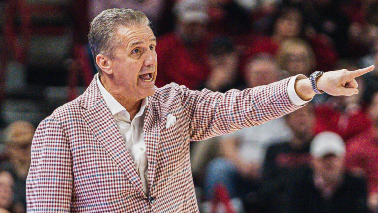 Razorbacks coach John Calipari on the sidelines against LSU