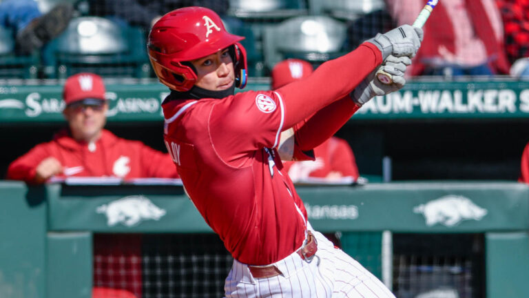 Late rally lifts Hogs past Ole Miss behind Wehiwa’s pair of homers