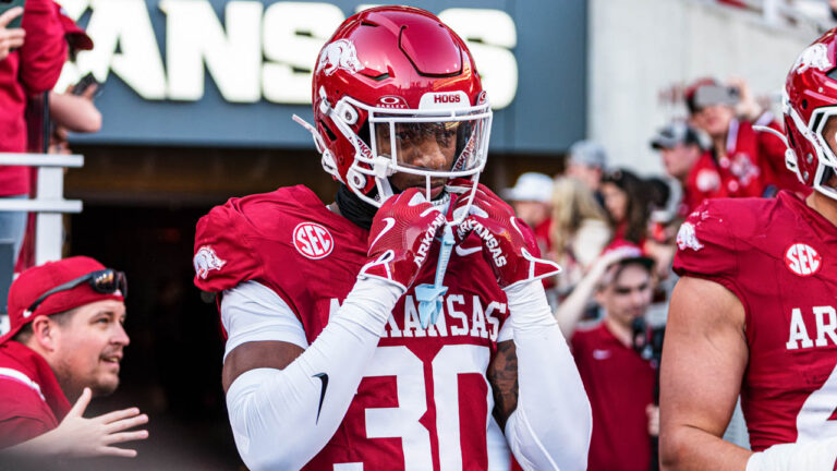 Razorbacks’ Fernando Carmona, Larry Worth on how spring practice went