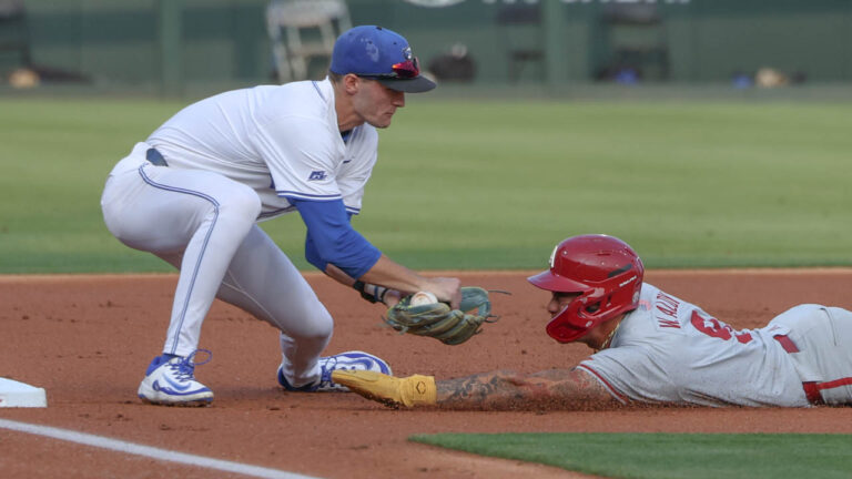 Hogs’ power display dominates Creighton, advance to NCAA Regional final
