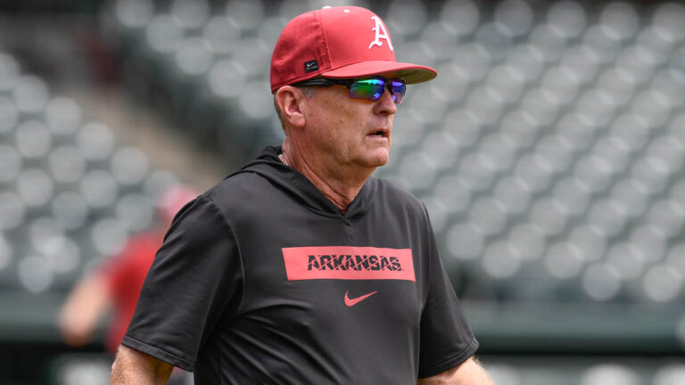 Hogs’ Dave Van Horn, players preview Super Regional against Tennessee