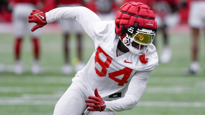 Razorbacks wide receiver Ismael Cisse during spring practice drills