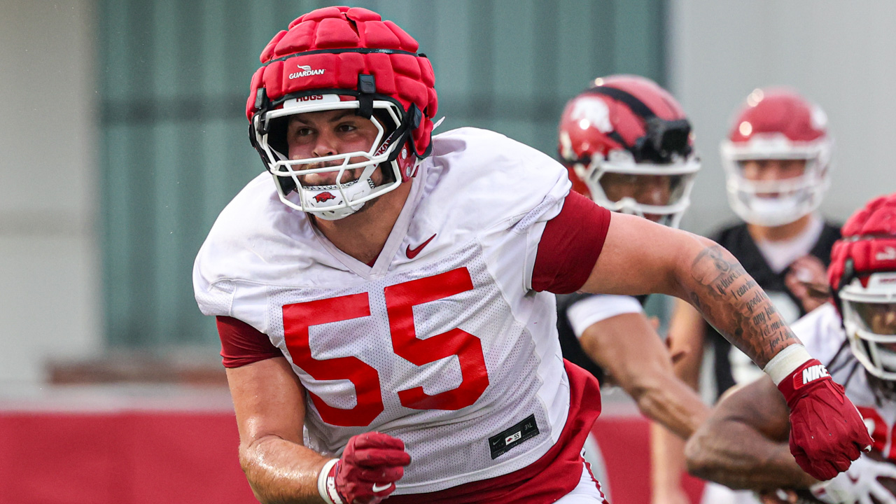 Arkansas Razorbacks offensive lineman Fernando Carmona during drills in Friday morning's practice