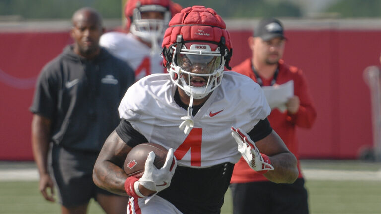 Washington surges as Razorbacks’ breakout running back in scrimmage