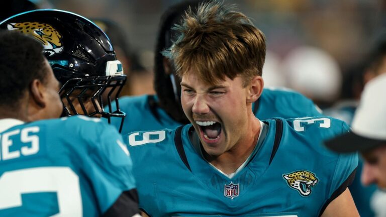 Former Razorback Little drills 68-yard field goal, sets NFL record for longest kick