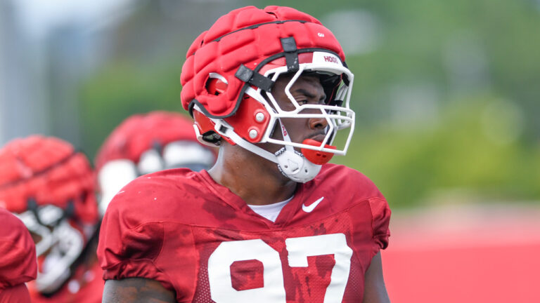 Razorbacks center Kitler, defensive end Rhodes recapping preseason heading into game prep