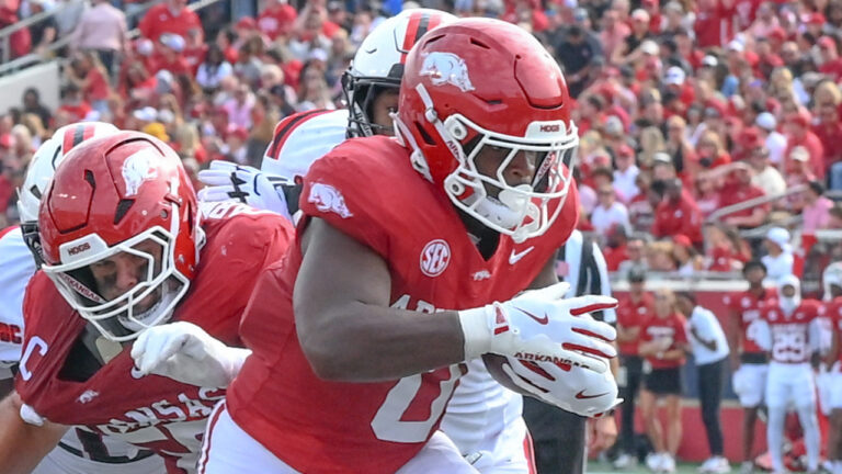 Russell, Brown returning to Razorbacks, boosting 2026 roster stability
