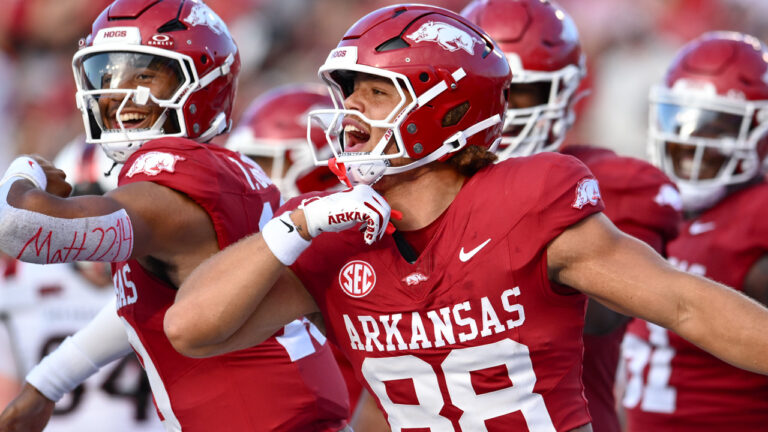 Razorbacks’ Rohan Jones, Cam Ball on how Razorbacks fixing problems at Ole Miss