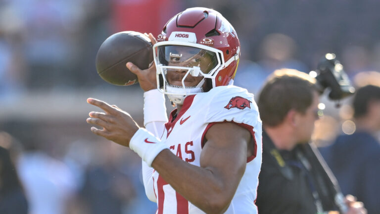 Varsity Vibe’s Alyssa Orange on high school football, Razorbacks after two losses