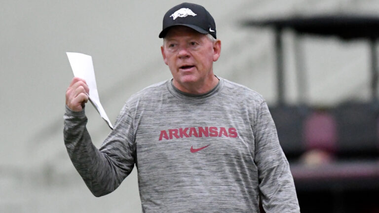 Razorbacks coach Bobby Petrino recapping loss to Tennessee, game with Aggies