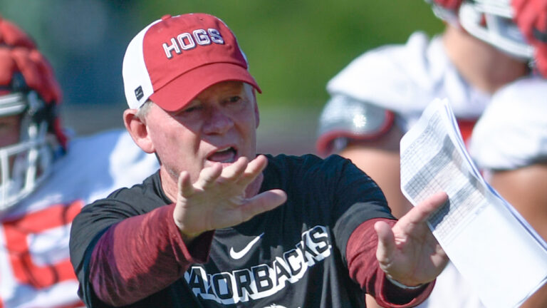 Arkansas adds ex-NFL assistant Hayes to staff amid defensive overhaul