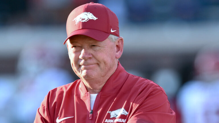 Razorbacks’ coach previewing solid roster with Texas he’s facing this week