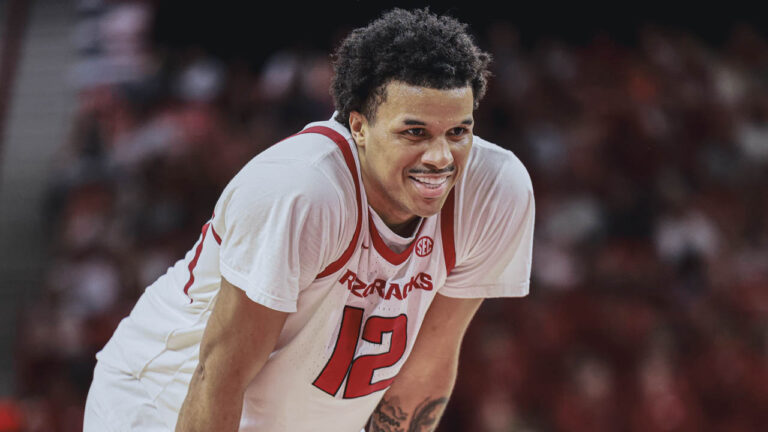 Razorbacks roll past Jackson State 115-61 behind Ewin’s strong night
