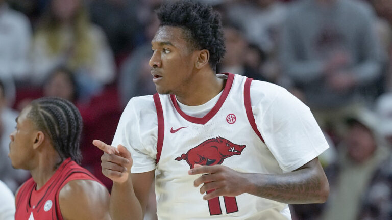 Razorbacks’ guard Karter Knox previewing game against Texas Tech
