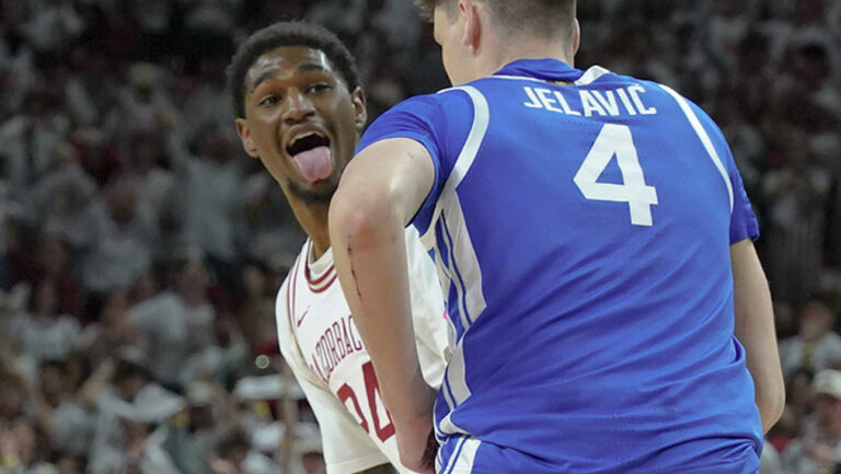 Billy Richmond Pulls a U-Turn: Razorbacks Wing Returning
