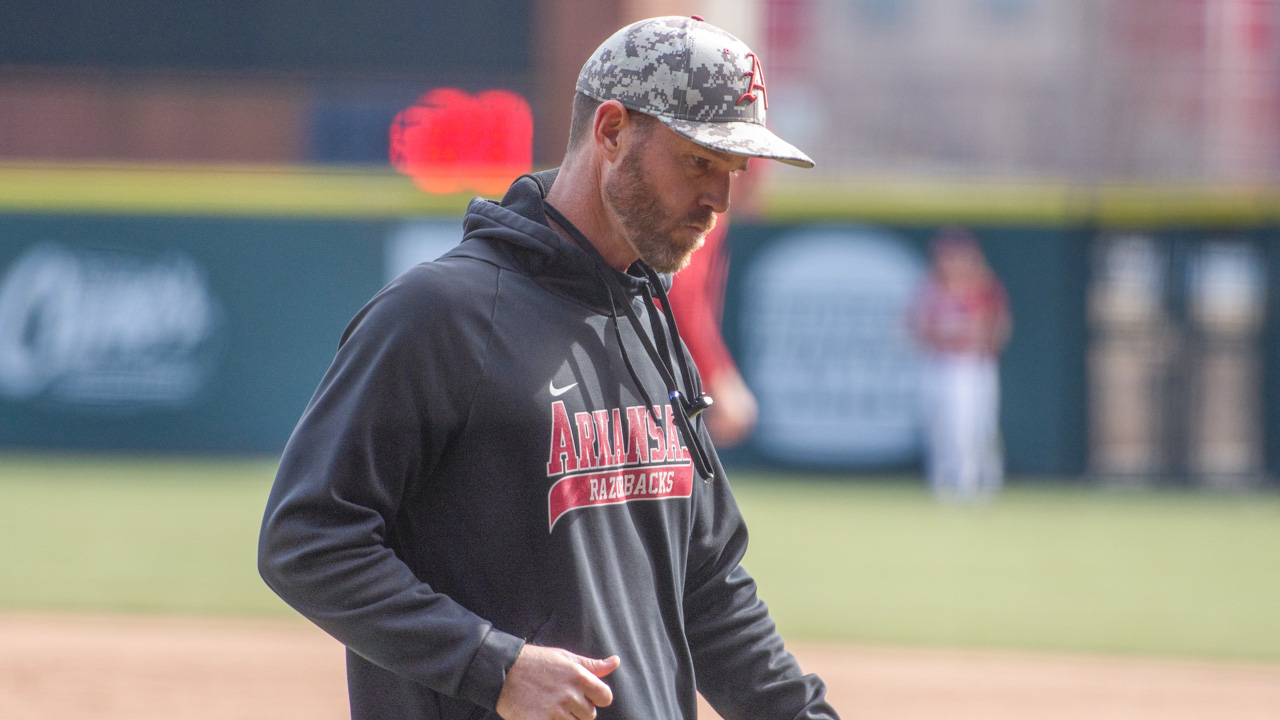 Arkansas lands JUCO national champion pitcher Lance Alexander