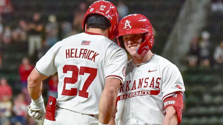 Helfrick’s two homers power Razorbacks in opening win