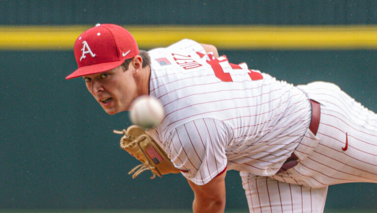 Dietz powers Razorbacks past UT Arlington in 9-0 win