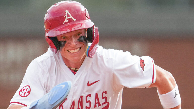 Razorbacks radio analyst Bubba Carpenter looking at roster before series