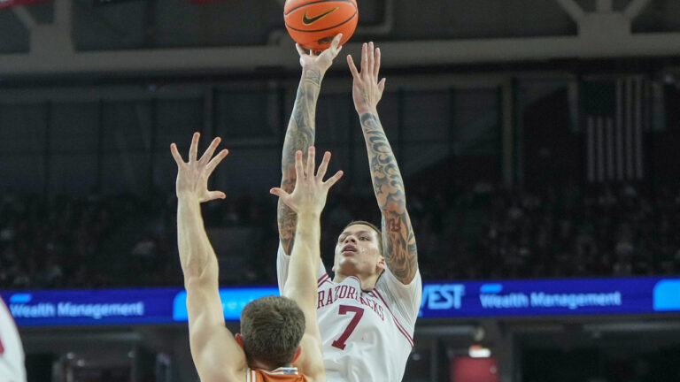 Brett Dolan looking back at big night for Razorbacks against Longhorns