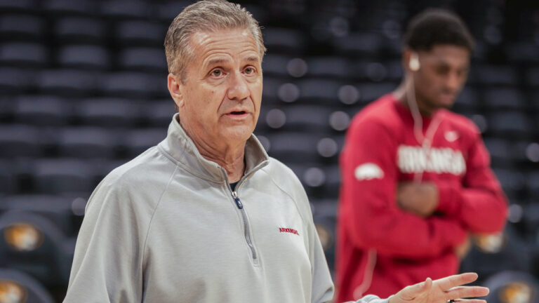 Richard Davenport on basketball recruiting during NCAA Tournament
