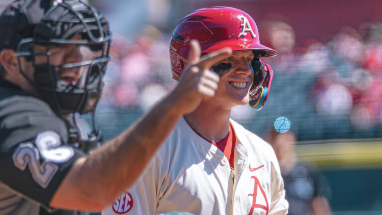 Stetson uses fourth-inning homer to hand Razorbacks loss