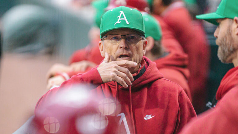 Razorbacks rebound fast, cruise past Bears in run-rule victory