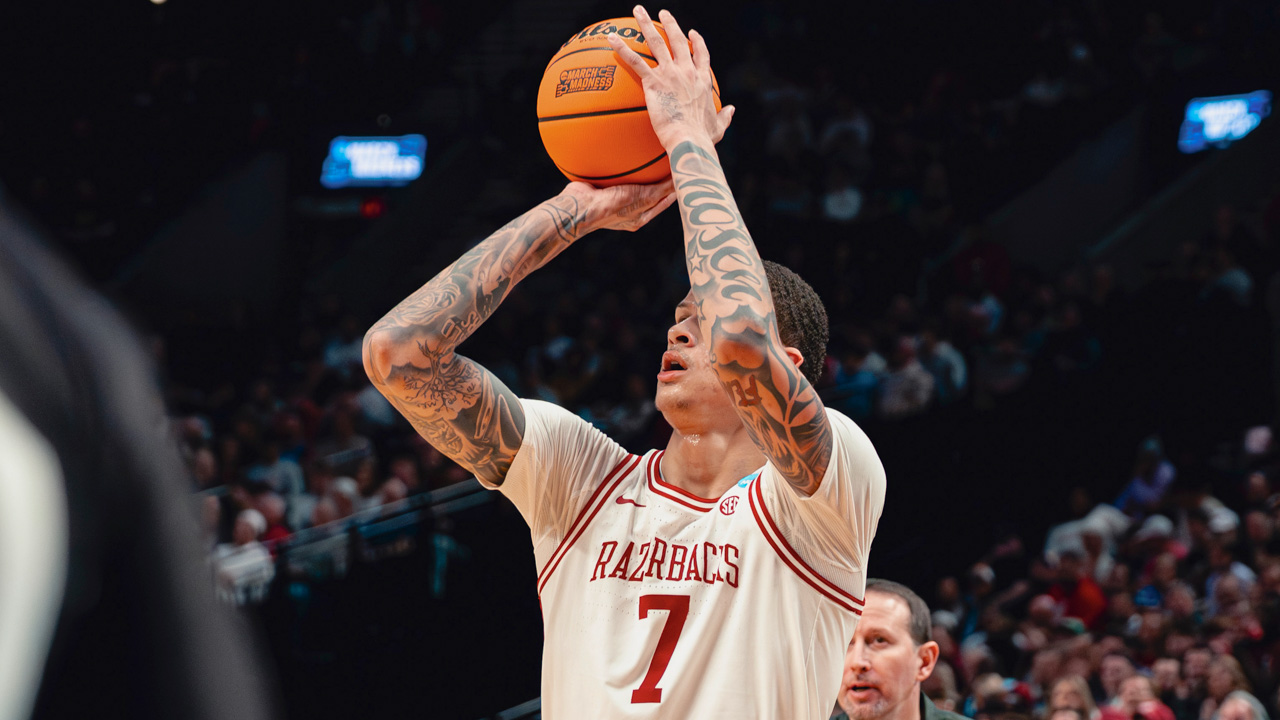 Arkansas Razorbacks Trevon Brazile against Hawaii in NCAA Tournament.