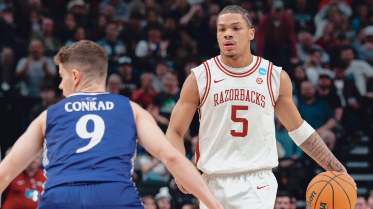 Calipari leans on Acuff as Razorbacks reach Sweet 16