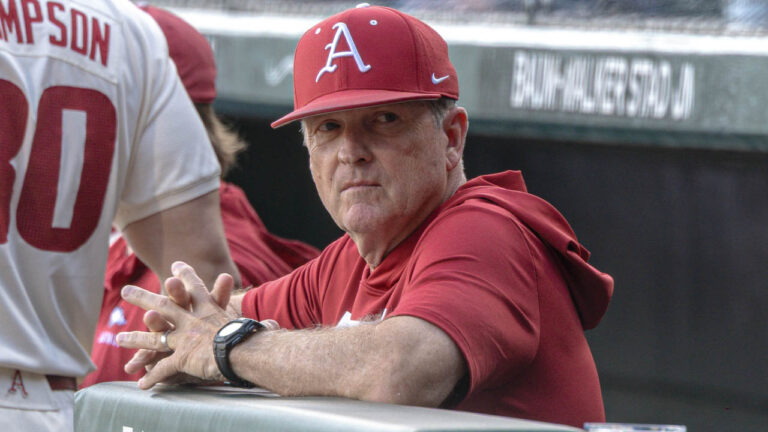Democrat-Gazette’s Tom Murphy looking at Razorbacks’ baseball