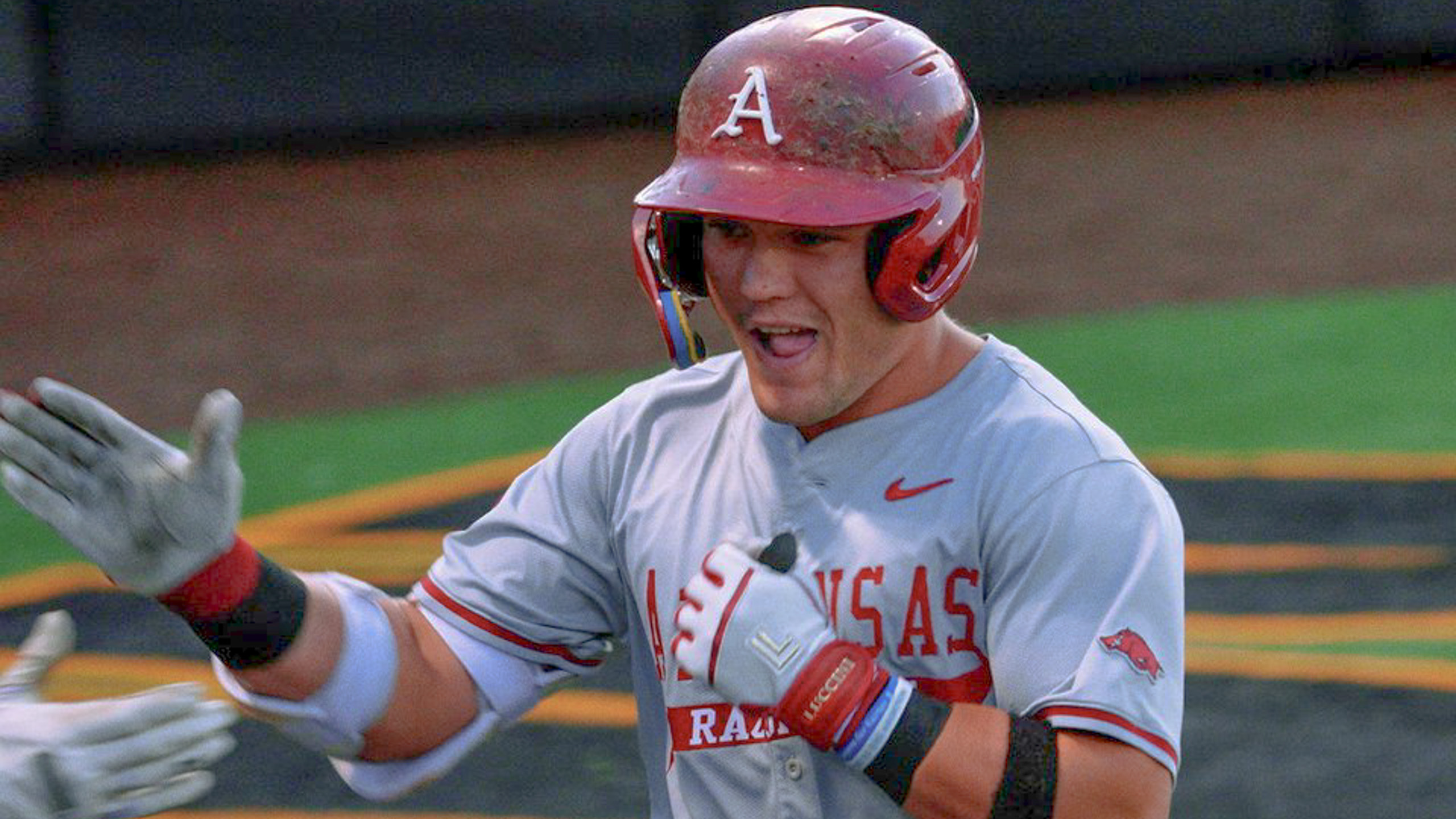 Razorbacks eye sweep after blanking Missouri behind two-hit pitching gem