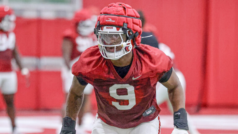 Razorbacks’ Ja’Quavion Smith, Braylen Russell, Charlie Collins on practices