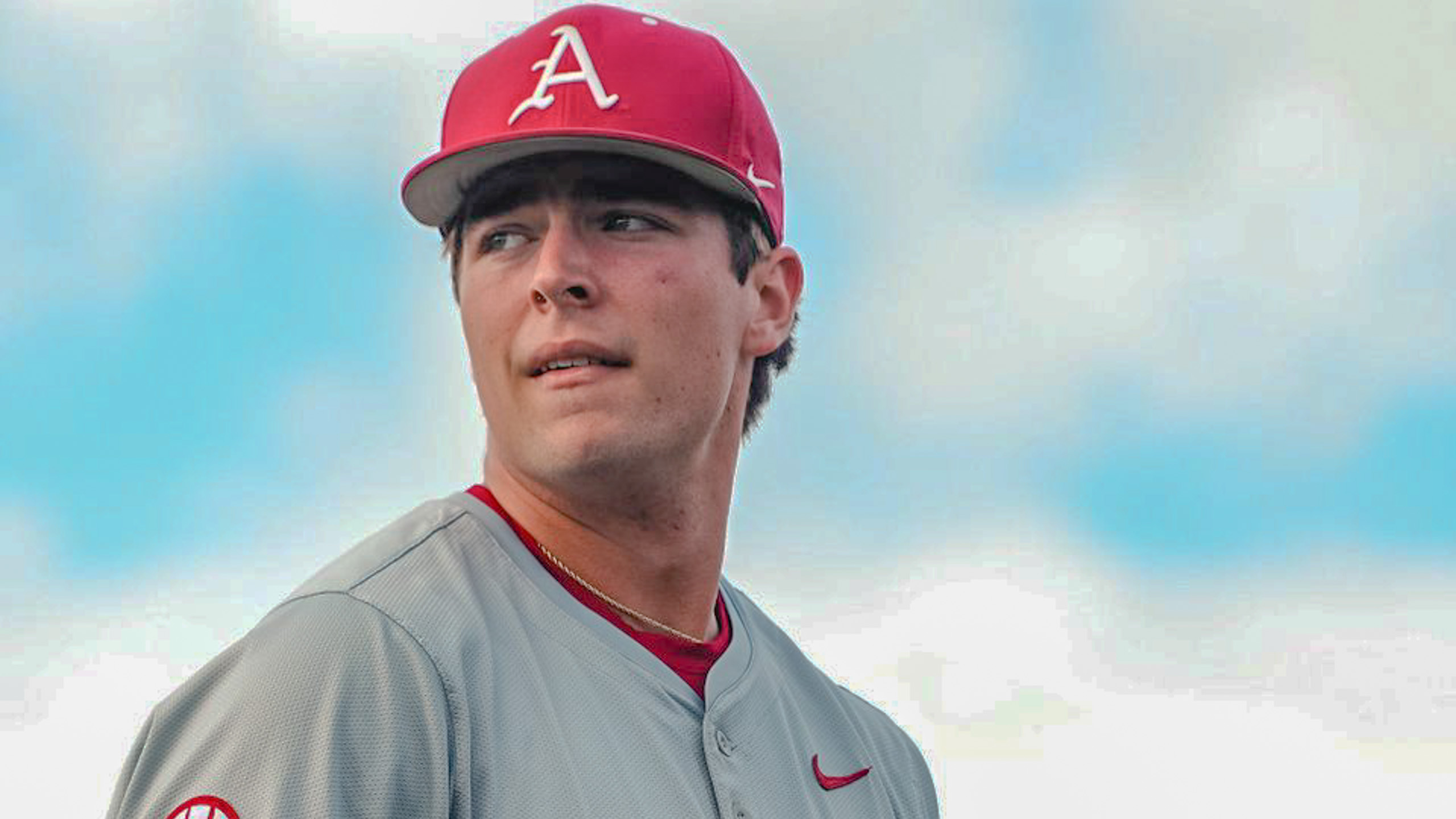 Hunter Dietz Deals Again, But Razorbacks Fall to Kentucky 4-3