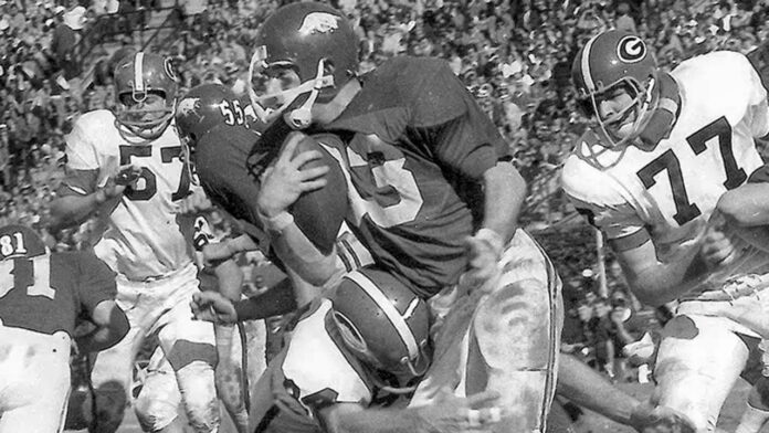 Arkansas Razorback tailback Bill Burnett against the Georgia Bulldogs in the Sugar Bowl on Jan. 1, 1969, in New Orleans