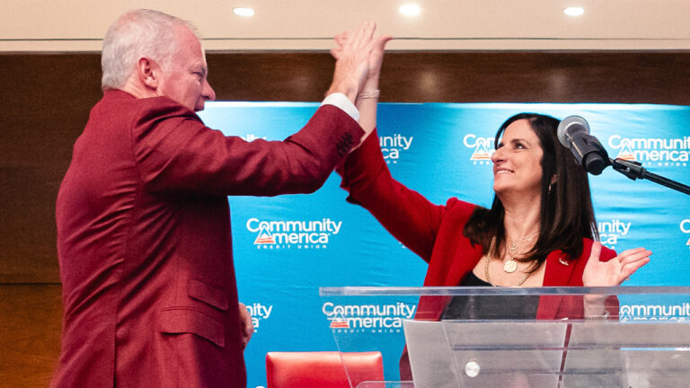 Hunter Yurachek, Lisa Ginter