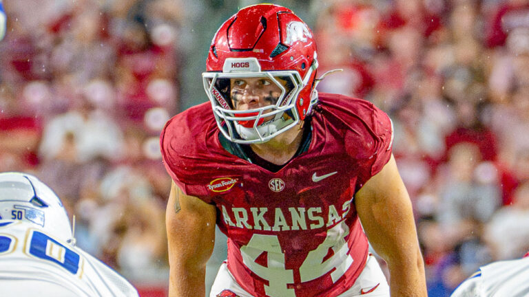 Arkansas Razorback linebacker Ben Bogle during game against the Tulsa Golden Hurricane at Razorback Stadium