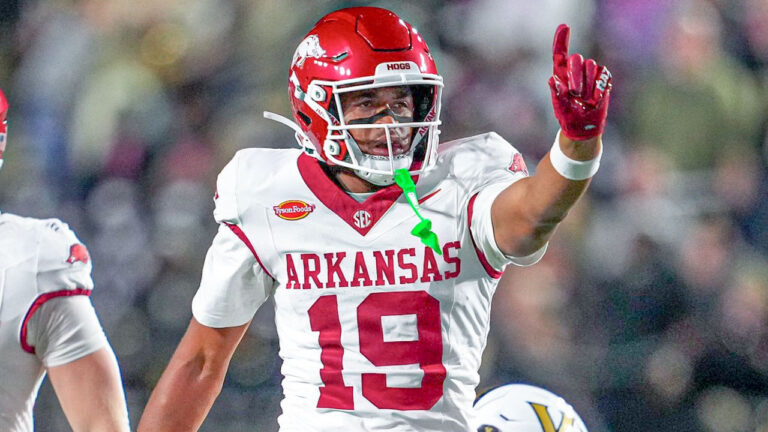 Arkansas Razorbacks wide receiver Antonio Jordan after a first down catch against the Vanderbilt Commodores